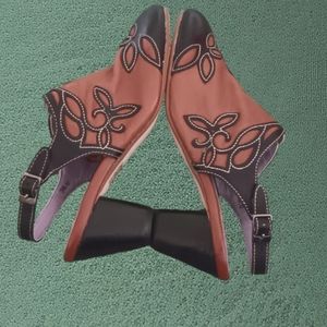 - WESTERN CLOG STYLE STRAP SHOE by BZ MODA NWOT
